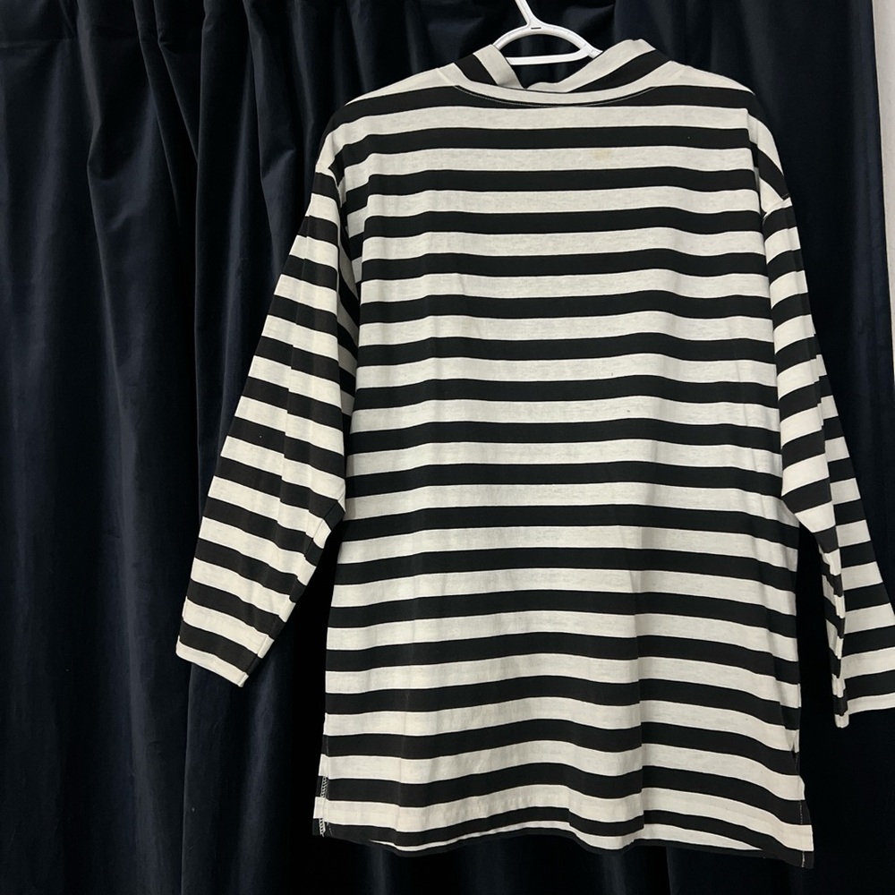Black and White Striped Long Sleeve Top